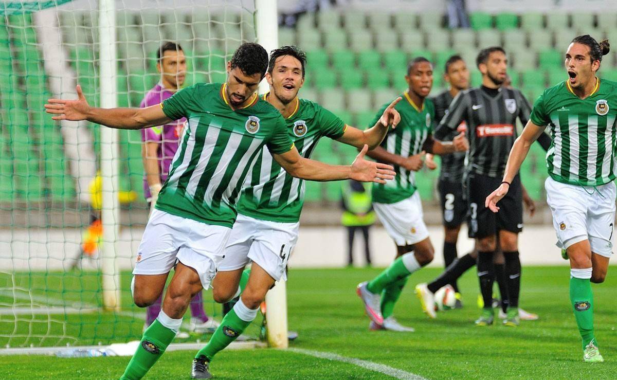 爱游戏- 布拉加迎葡超关键赛，窗口期临场应变，细节曝光，更衣室氛围转暖