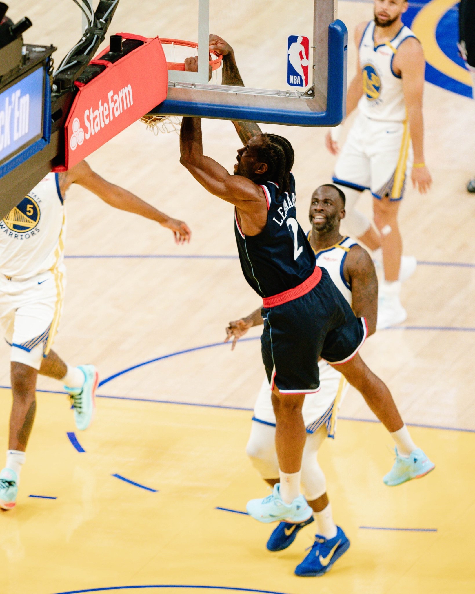 AYX-浓眉哥关键节点战术调整，美国队带队取胜！的简单介绍